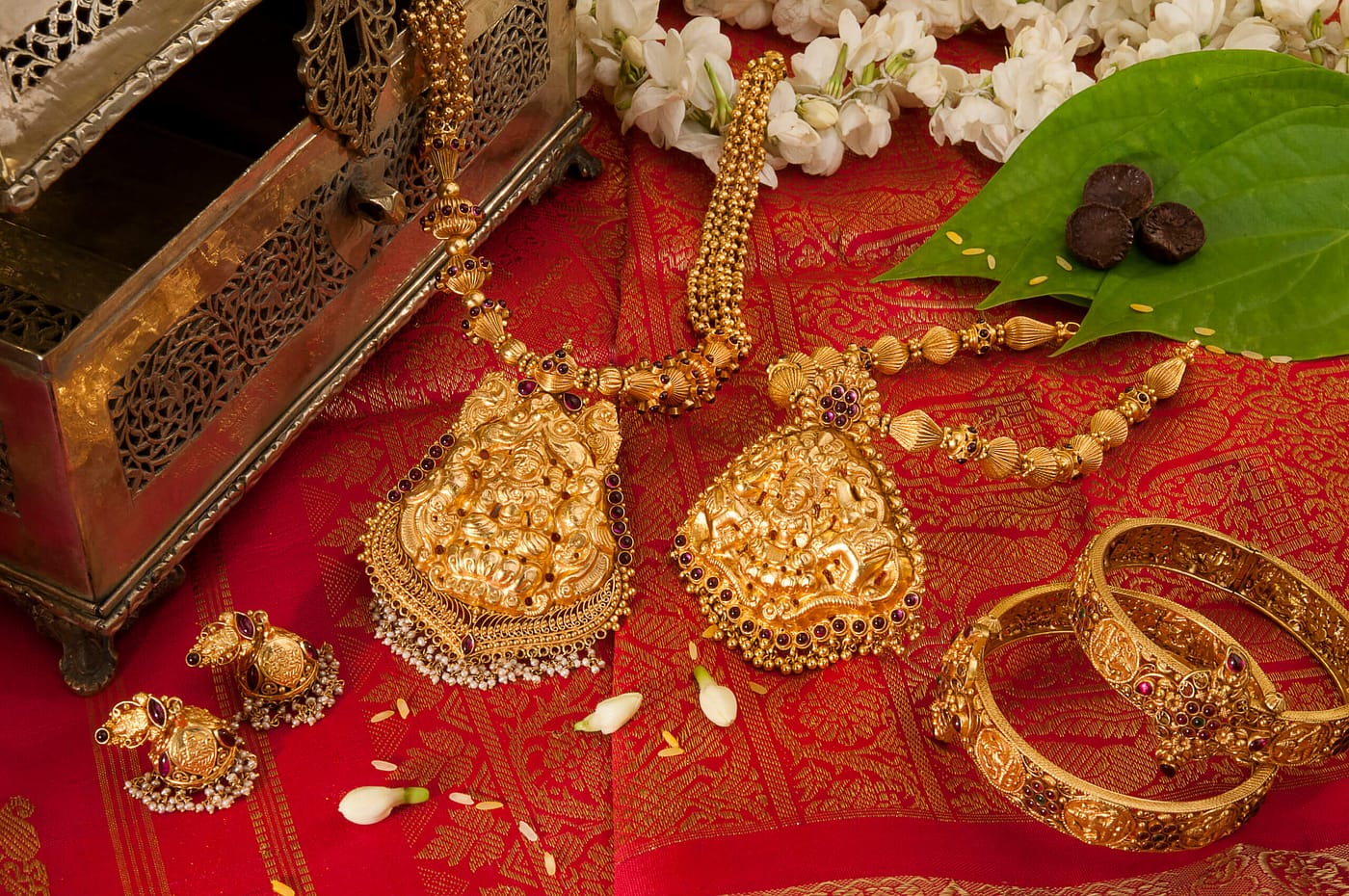 Gold necklace design — V Chetty Jewellery Vellore