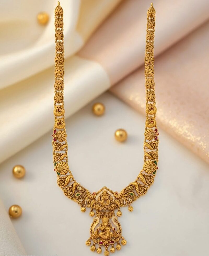 Slim gold haram with small temple pendant