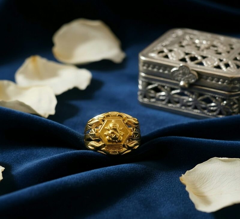 Traditional gold thali bottu with embossed face